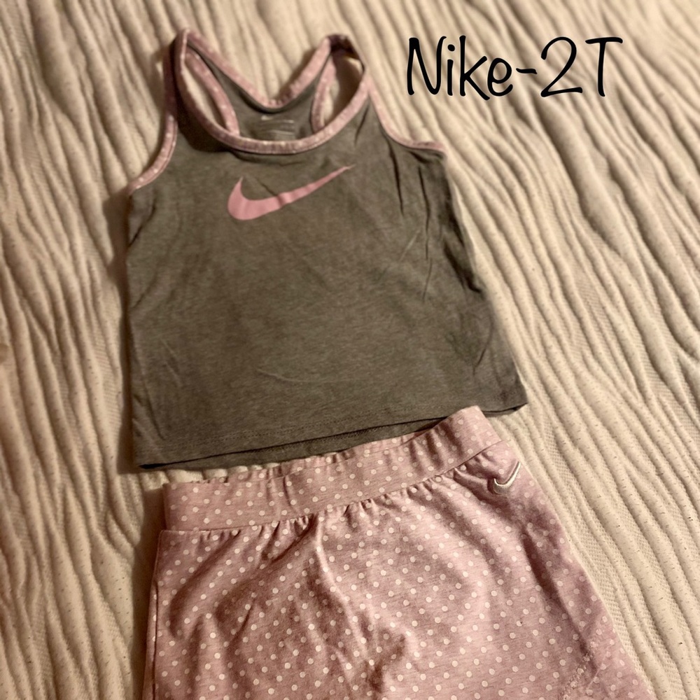 Nike toddler girl set